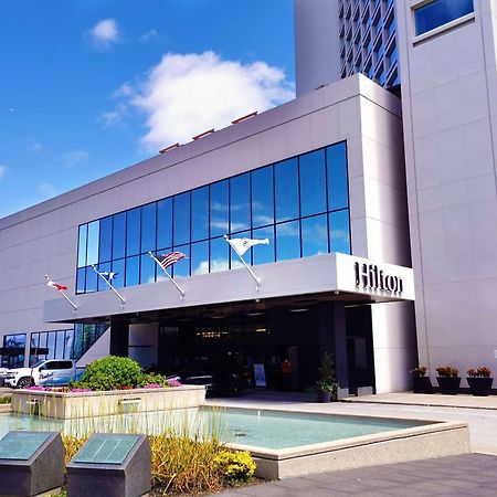 Hilton Quebec Hotel Exterior photo
